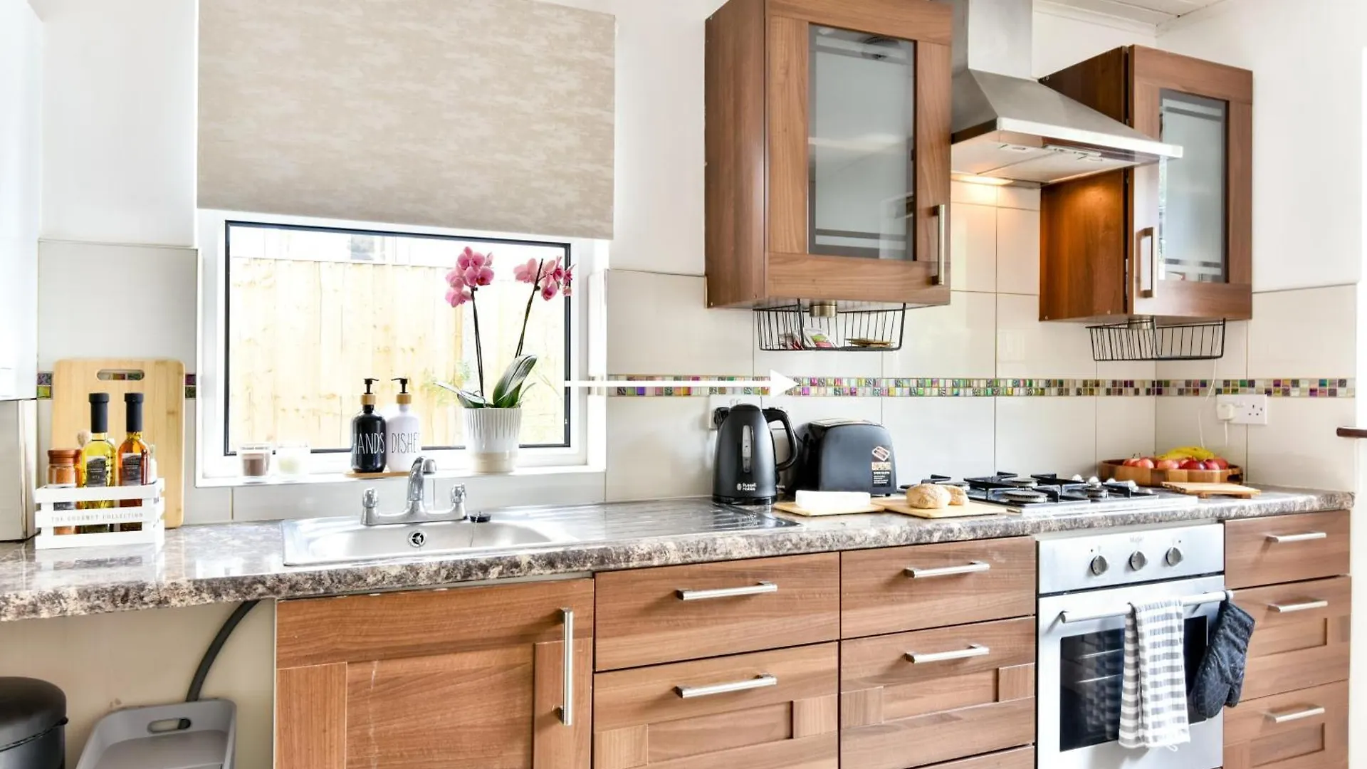 Lejlighed Single Room With A Shared Kitchen And Bathroom In A 5-Bedroom House At Hanwell Storbritannien